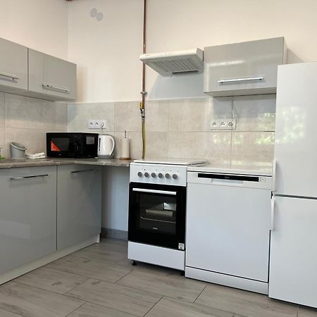Etna 3 Dom Z Parkingiem Rzeszow Morgowa Apartment Ngoại thất bức ảnh