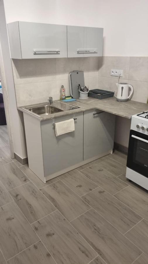 Etna 3 Dom Z Parkingiem Rzeszow Morgowa Apartment Ngoại thất bức ảnh