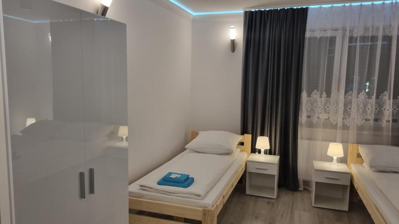Etna 3 Dom Z Parkingiem Rzeszow Morgowa Apartment Ngoại thất bức ảnh
