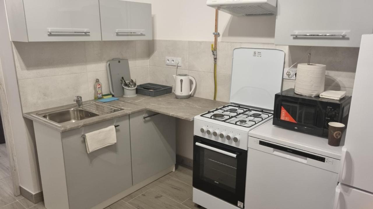Etna 3 Dom Z Parkingiem Rzeszow Morgowa Apartment Ngoại thất bức ảnh